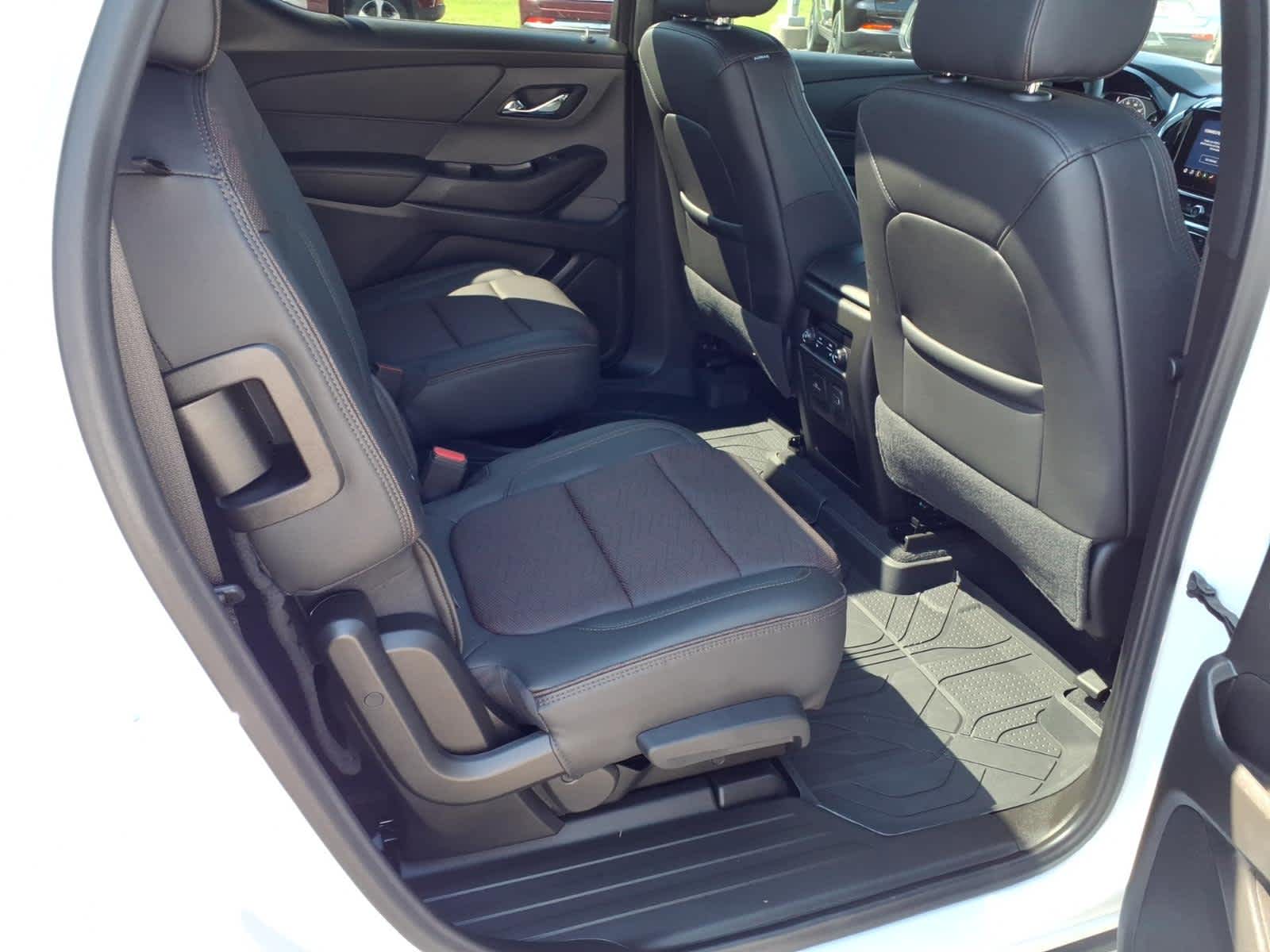 2023 Chevrolet Traverse High Country