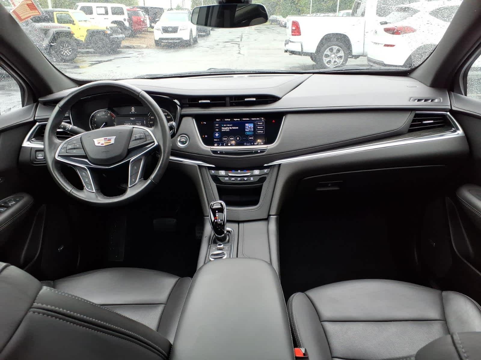 2022 Cadillac XT5 AWD Premium Luxury
