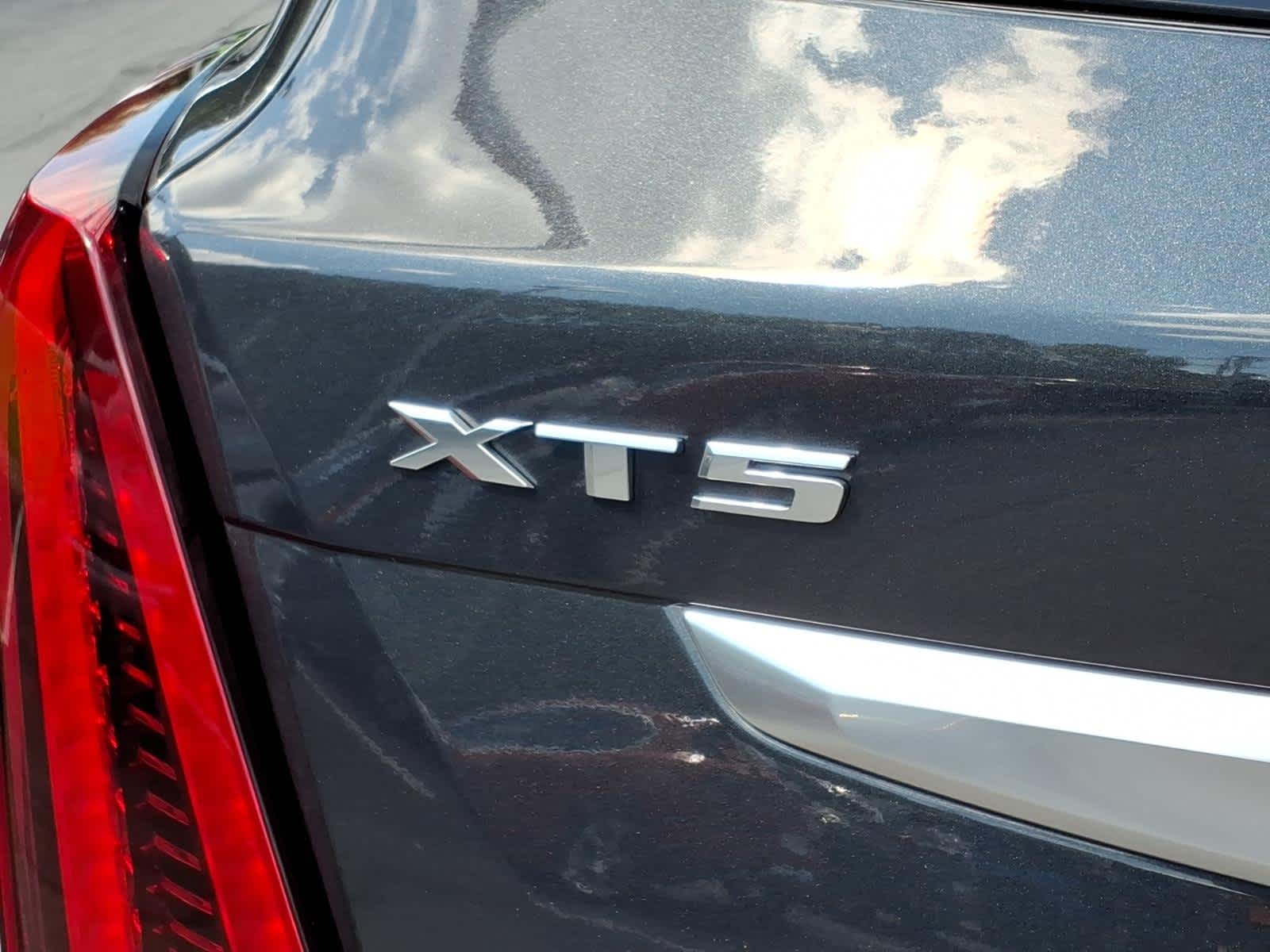 2023 Cadillac XT5 AWD Premium Luxury