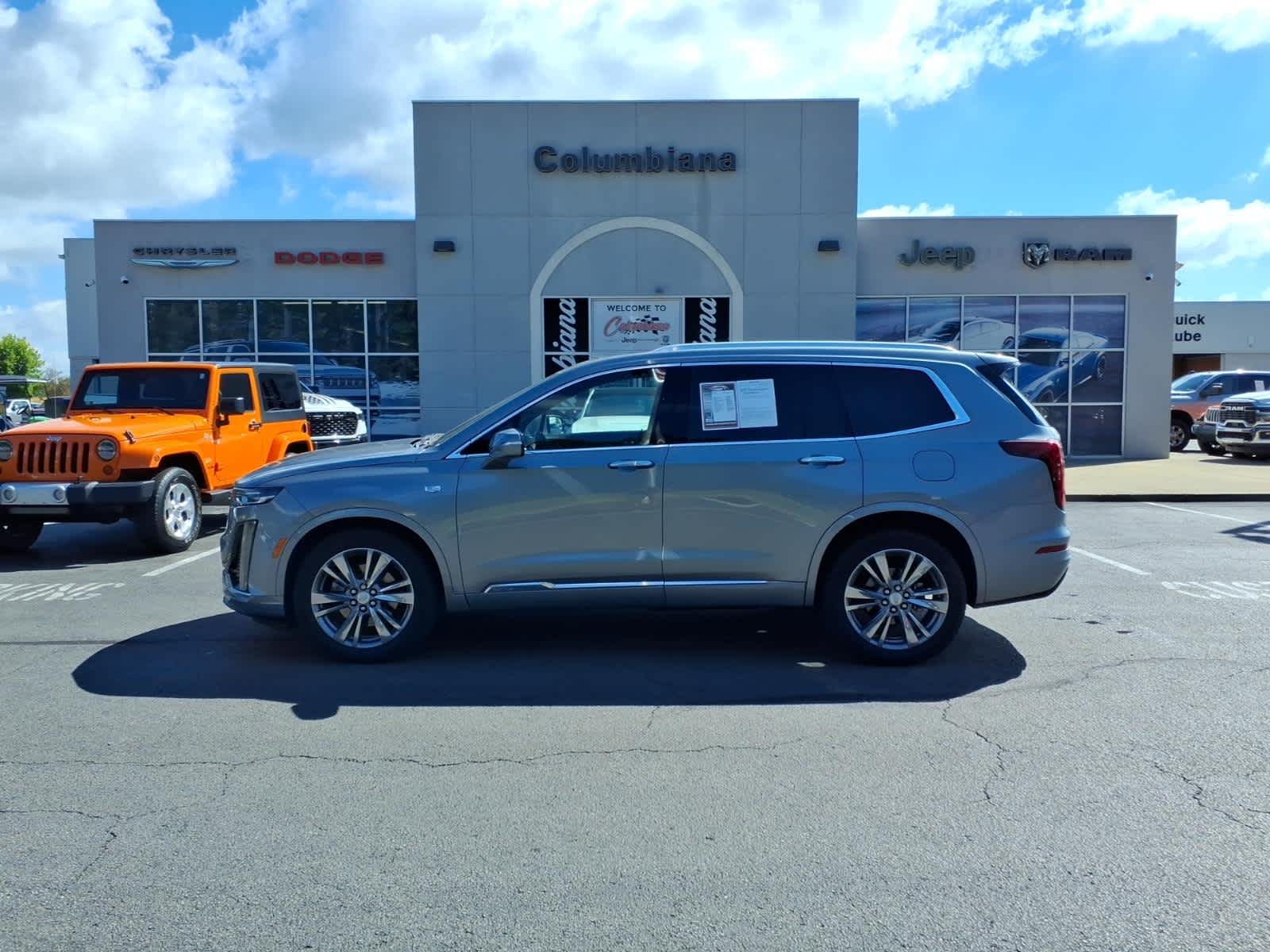 2024 Cadillac XT6 FWD Premium Luxury