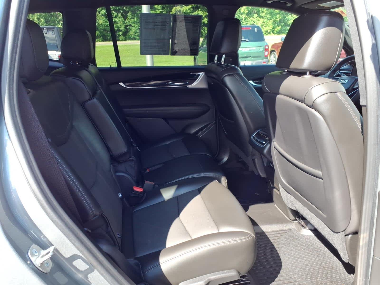2024 Cadillac XT6 FWD Premium Luxury
