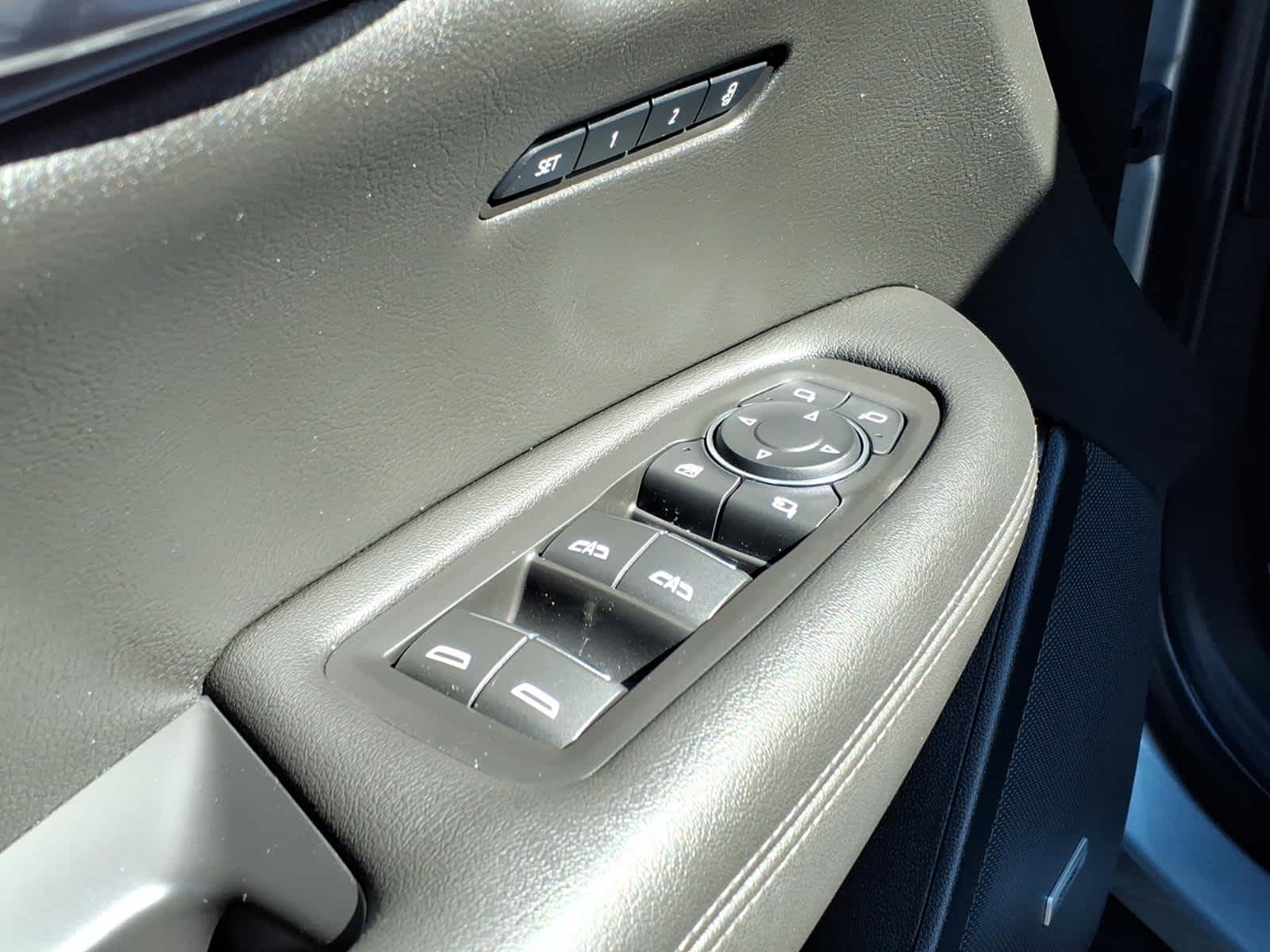 2024 Cadillac XT6 FWD Premium Luxury