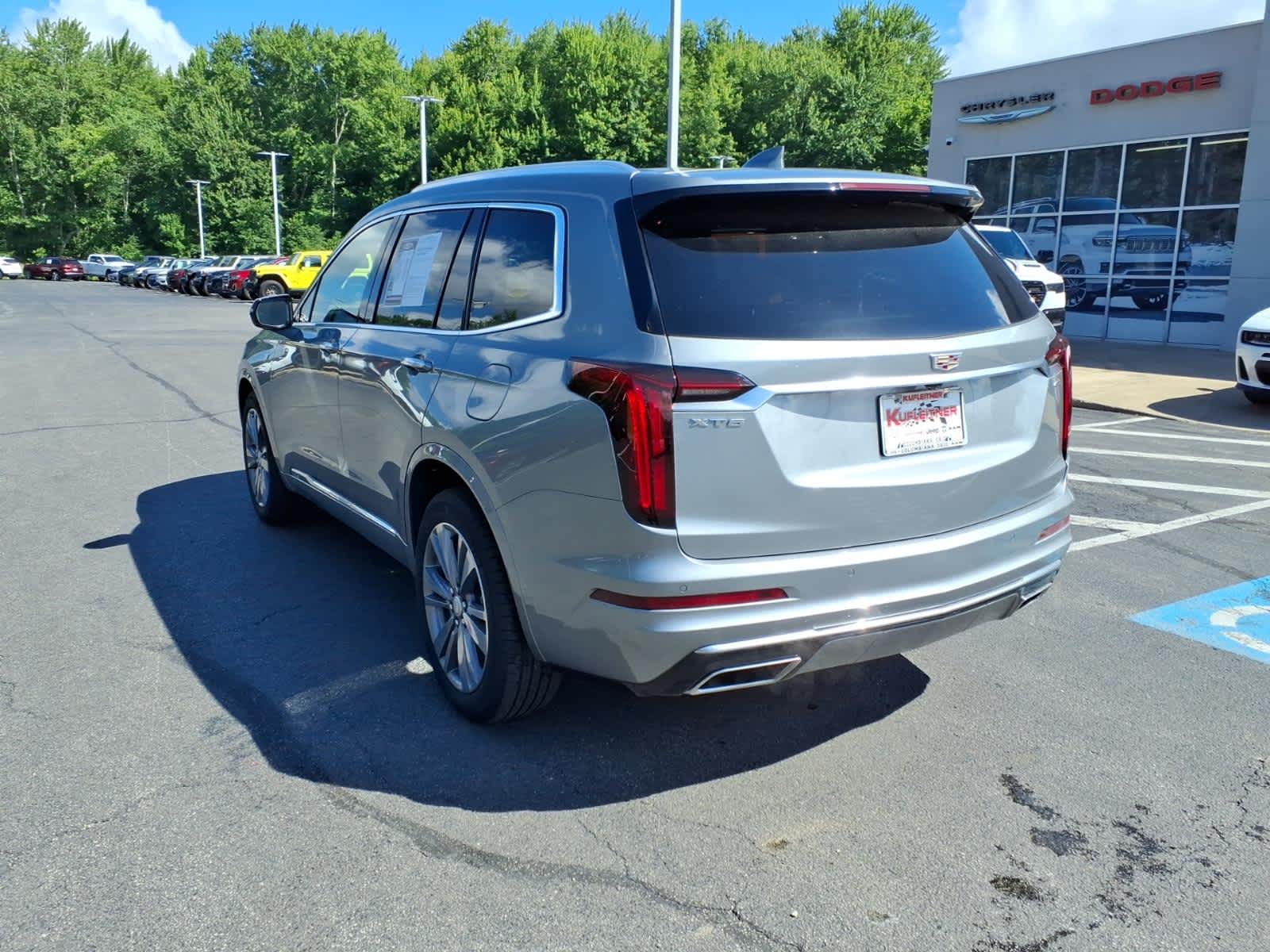 2024 Cadillac XT6 FWD Premium Luxury
