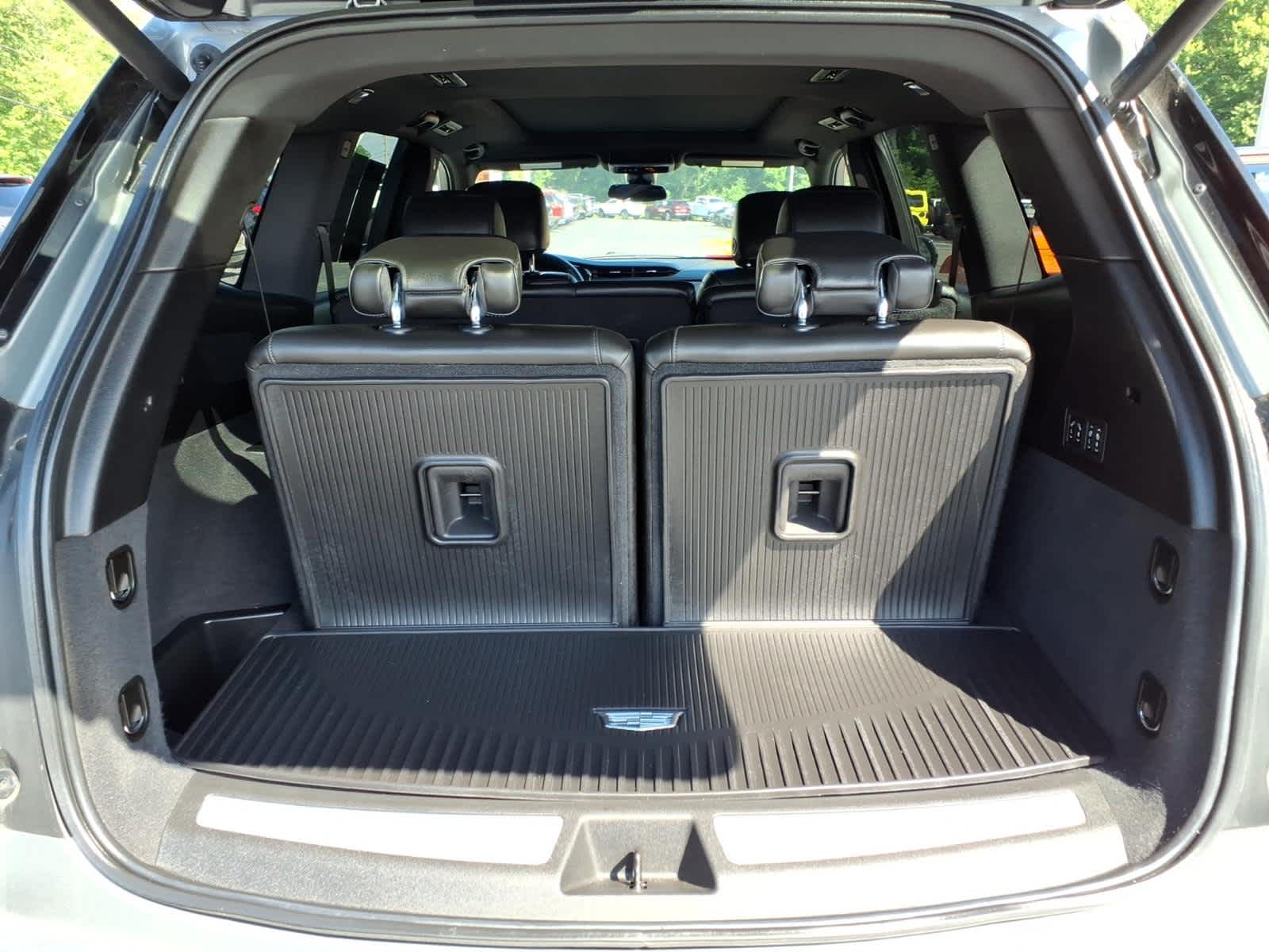 2024 Cadillac XT6 FWD Premium Luxury