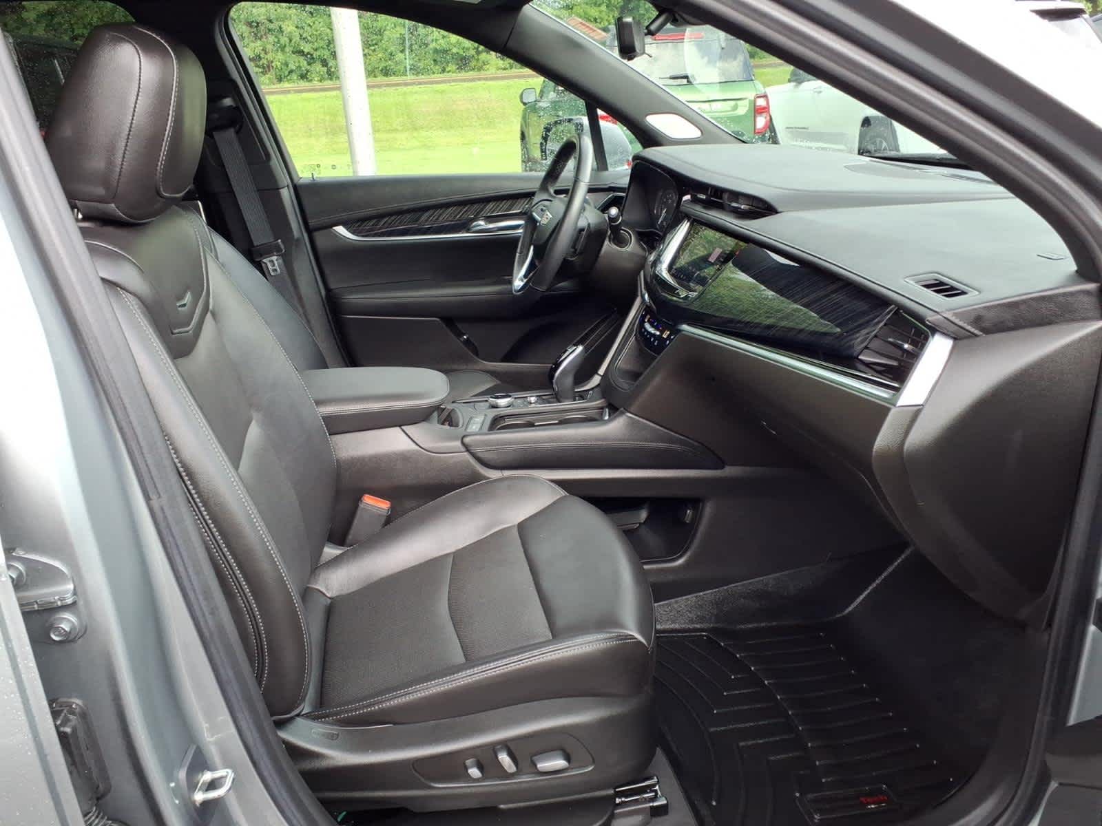 2023 Cadillac XT6 AWD Premium Luxury