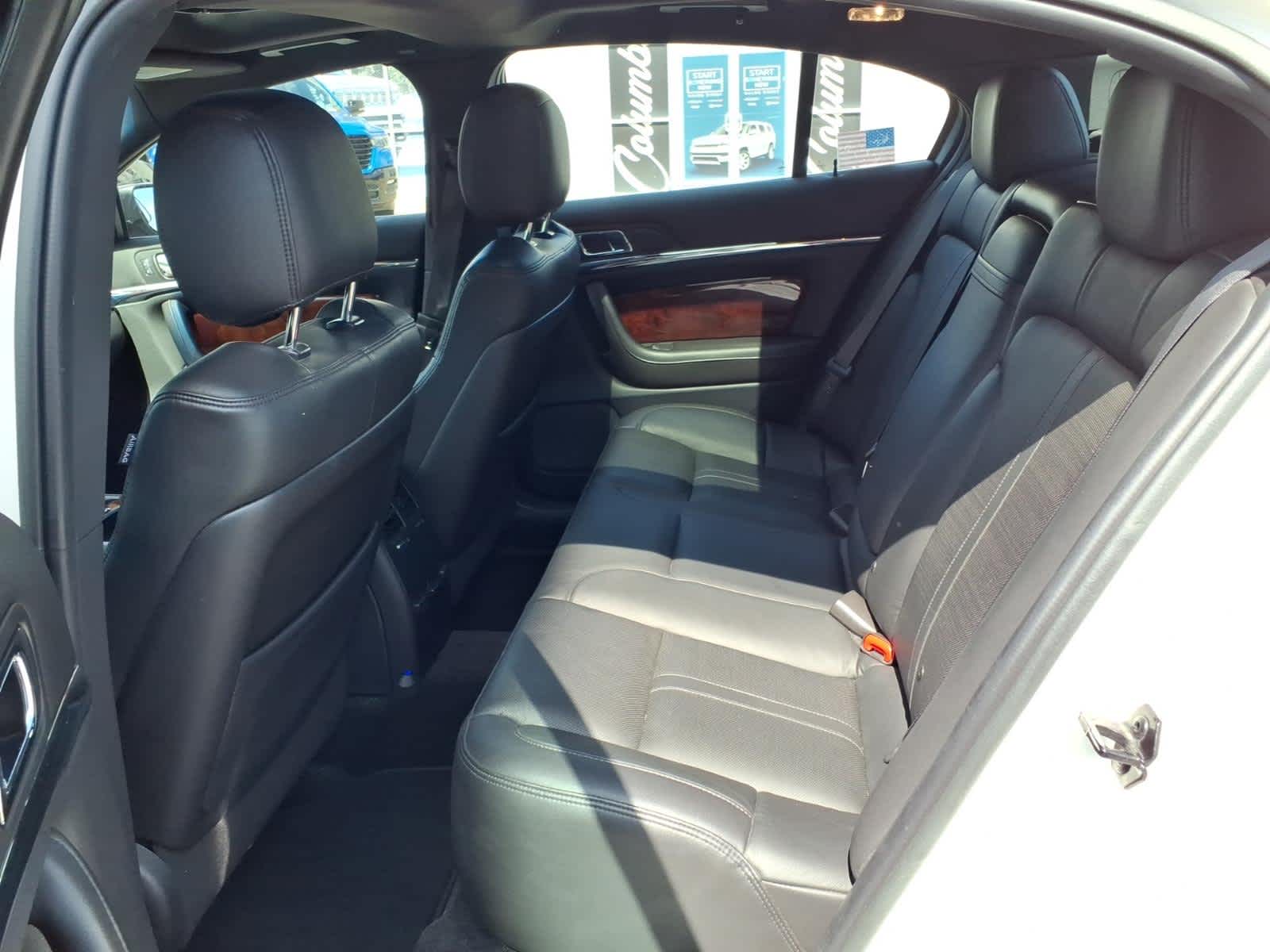 2013 Lincoln MKS Base