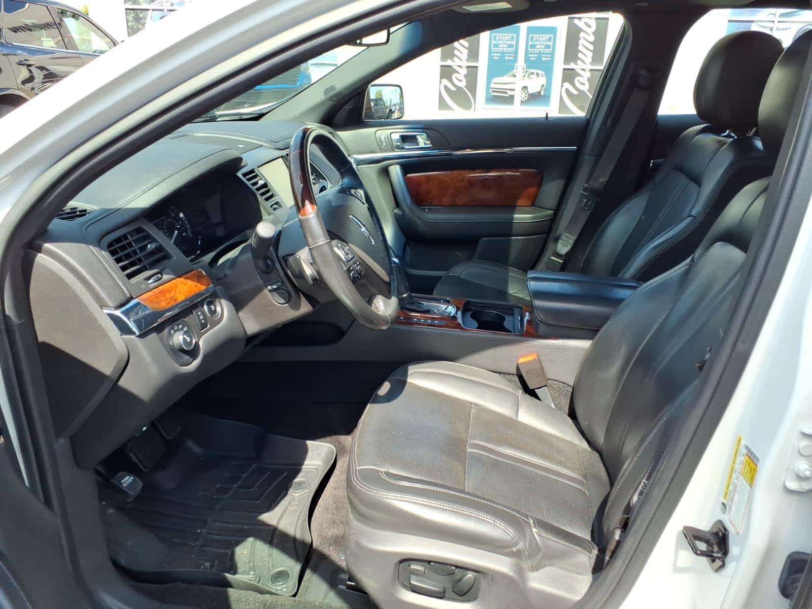 2013 Lincoln MKS Base