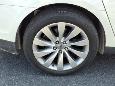 2013 Lincoln MKS Base