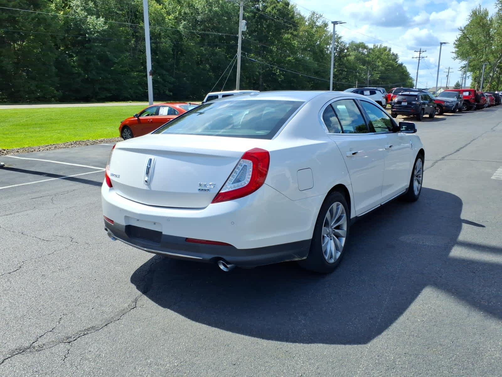 2013 Lincoln MKS Base