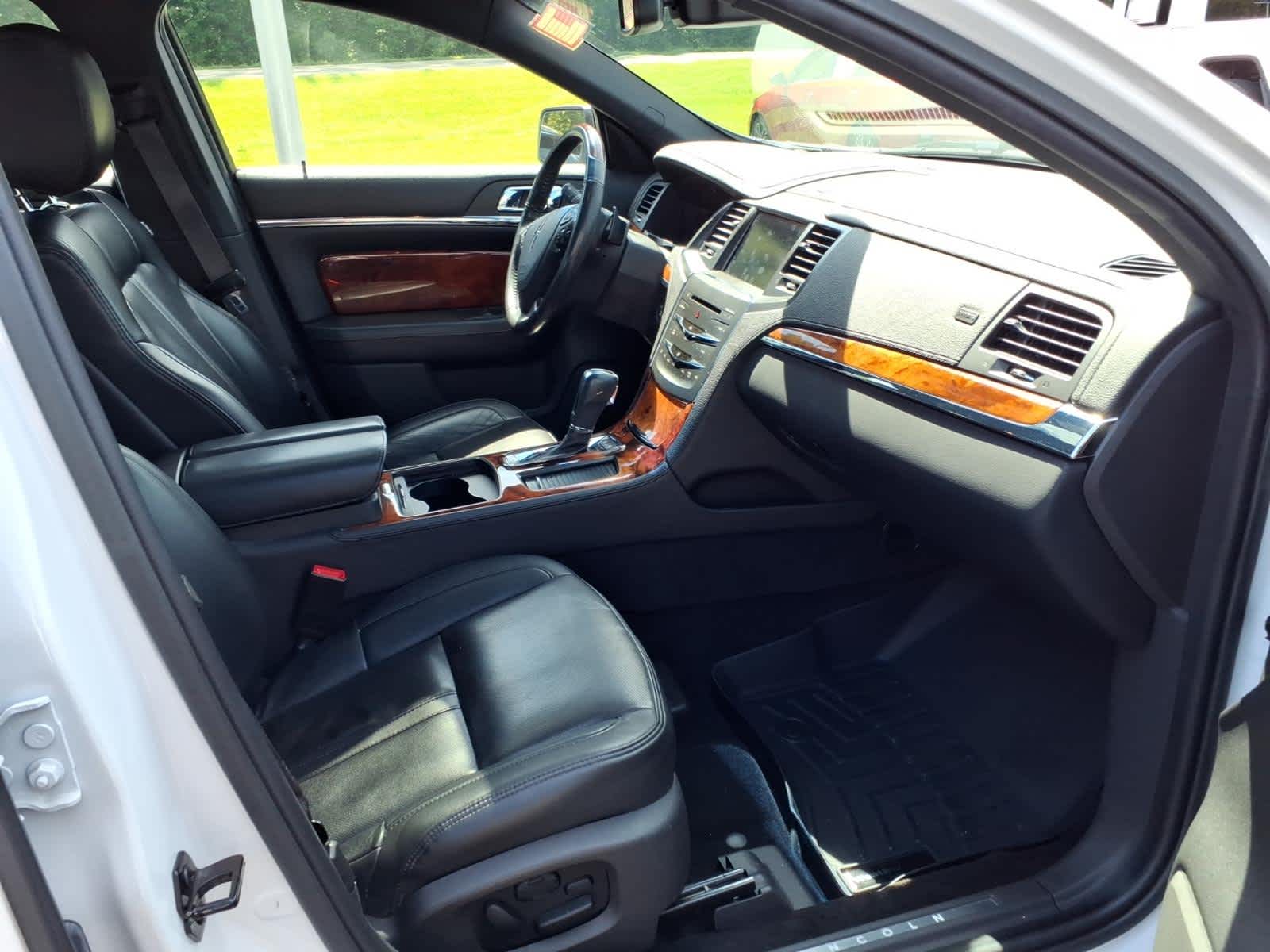 2013 Lincoln MKS Base