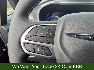 2026 Chrysler Pacifica Select