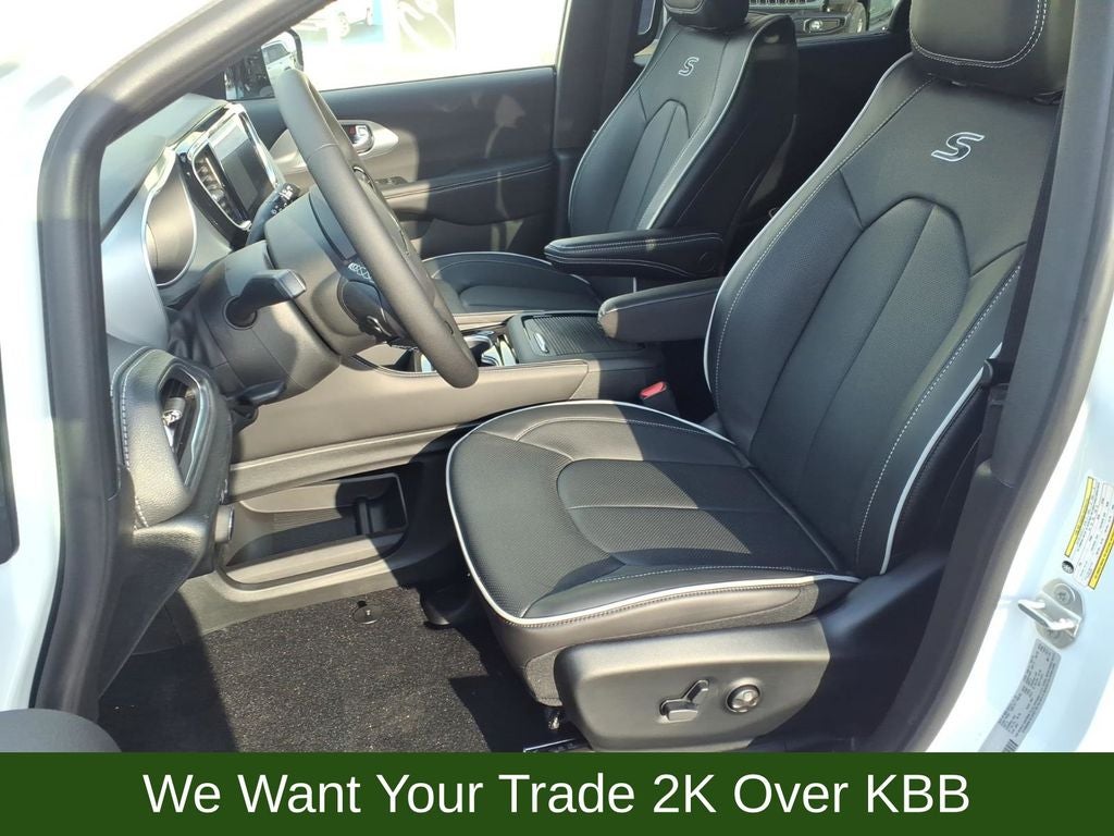 2026 Chrysler Pacifica Limited