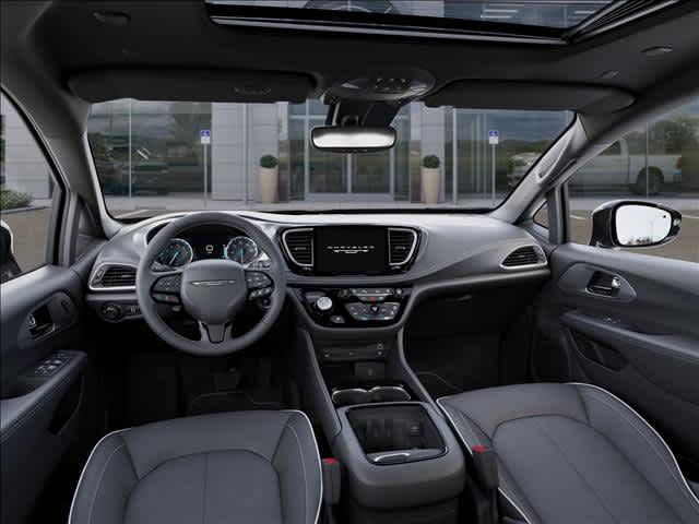 2027 Chrysler Pacifica Limited