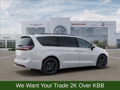 2027 Chrysler Pacifica Limited