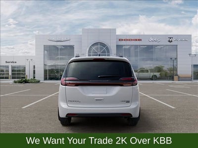 2027 Chrysler Pacifica Limited