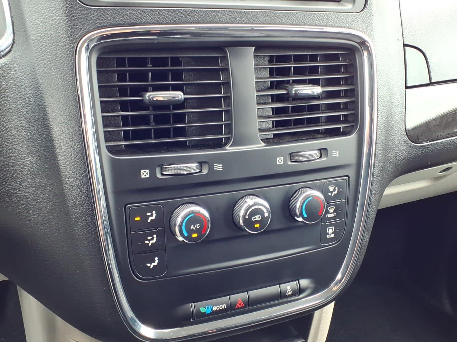 2015 Dodge Grand Caravan American Value Pkg