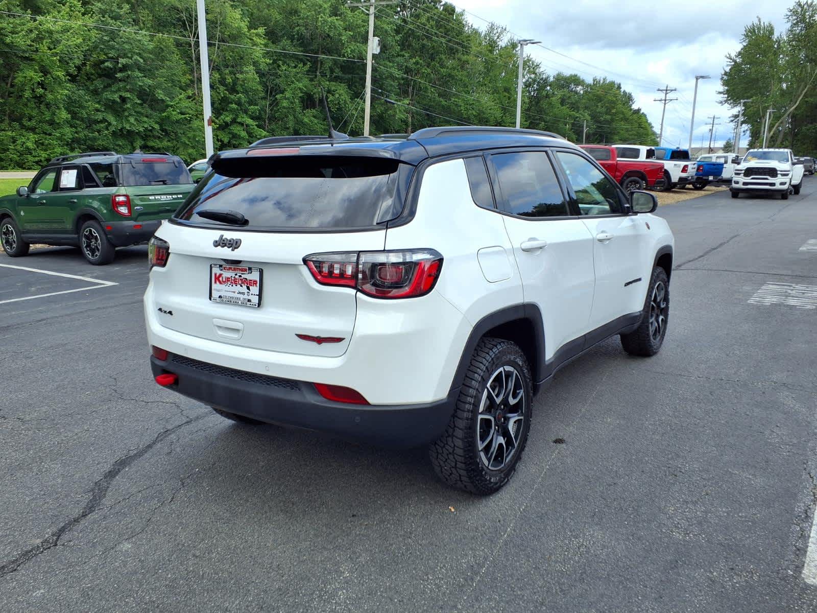 2025 Jeep Compass Trailhawk