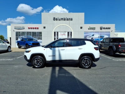 2025 Jeep Compass Trailhawk