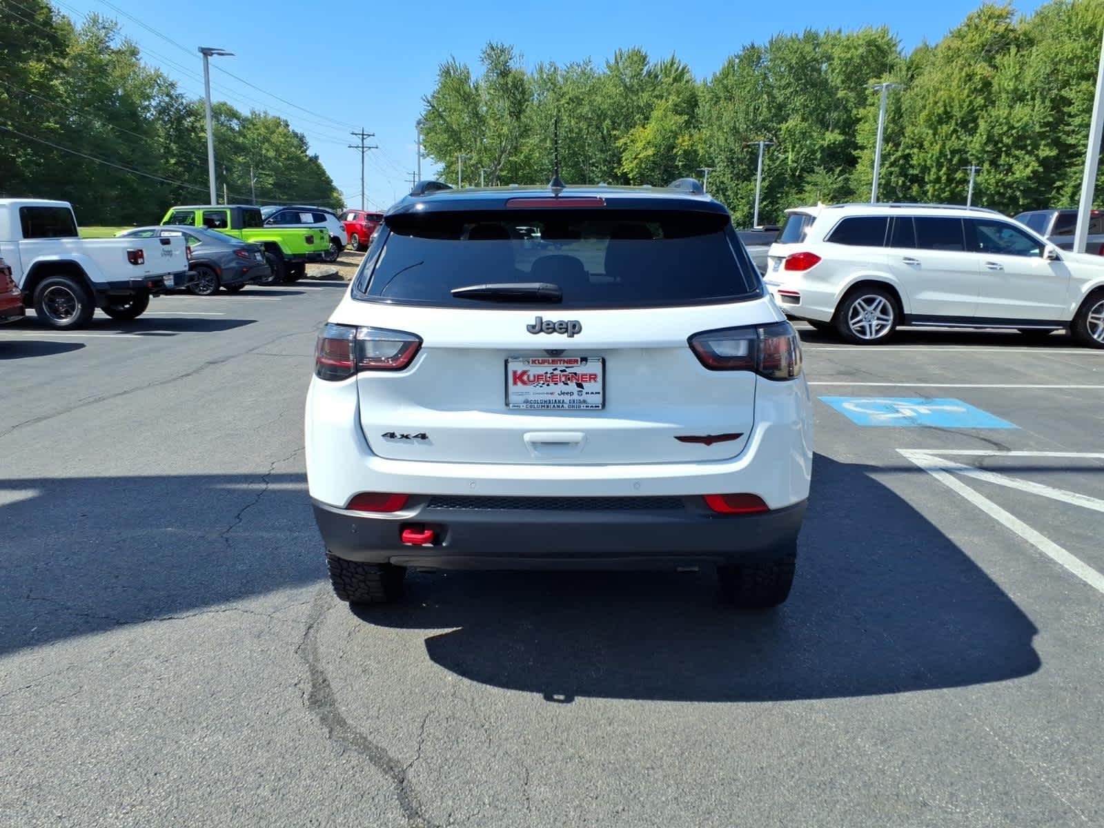 2025 Jeep Compass Trailhawk