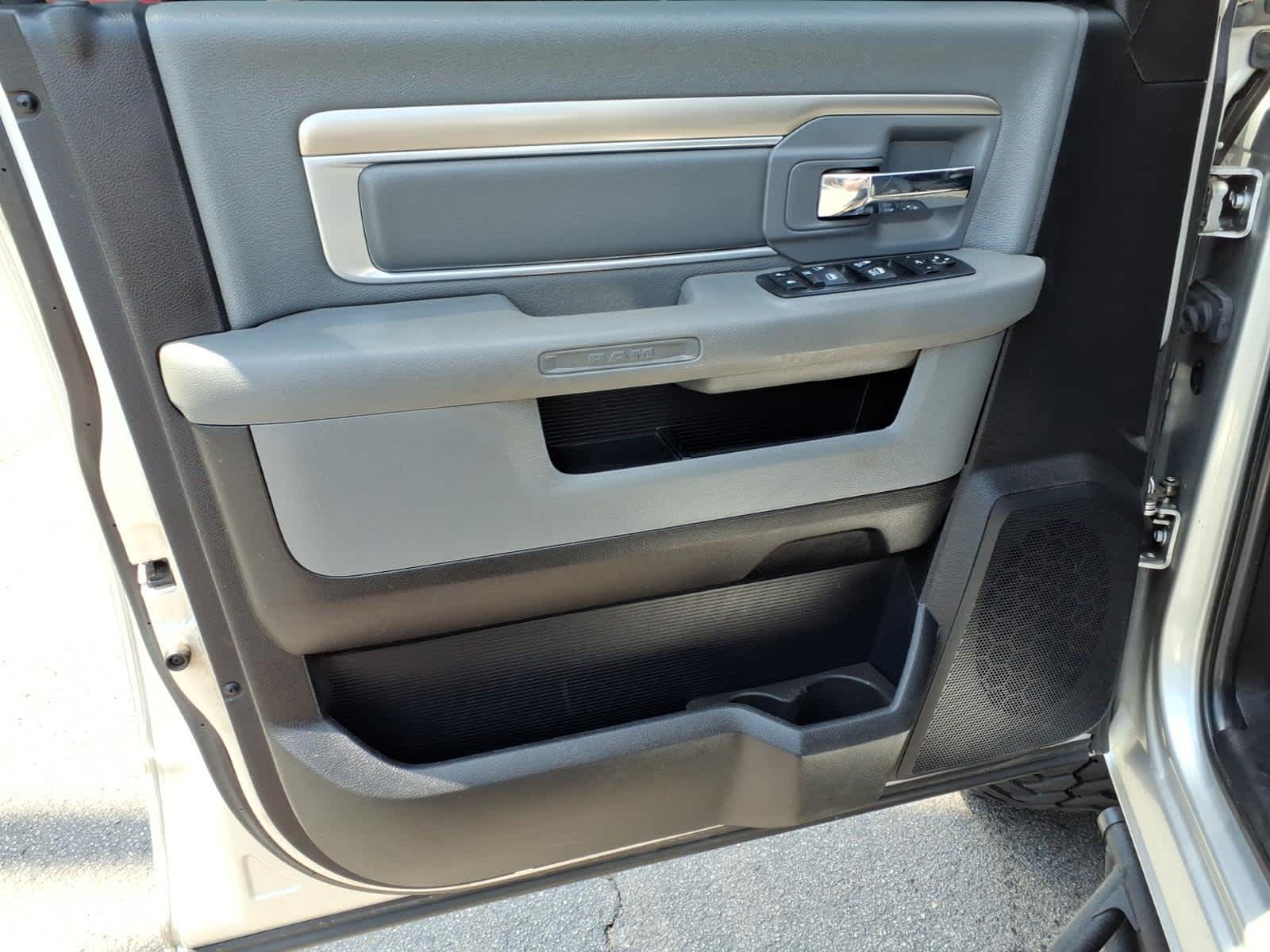 2016 RAM 1500 Big Horn