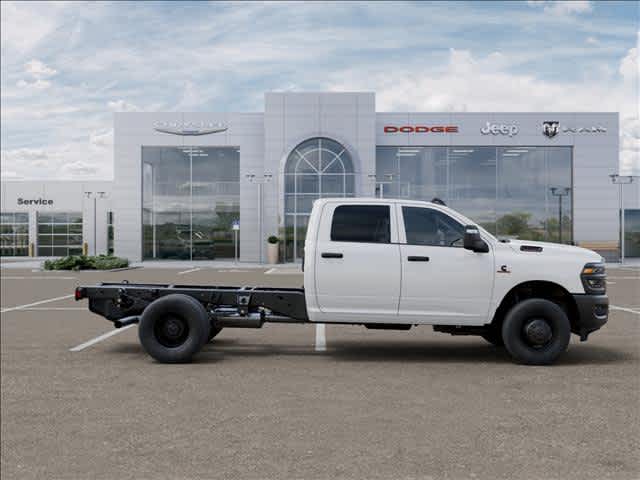 2027 RAM 3500 Chassis Cab Base