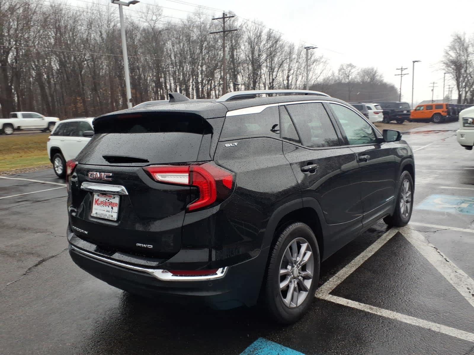 2024 GMC Terrain SLT