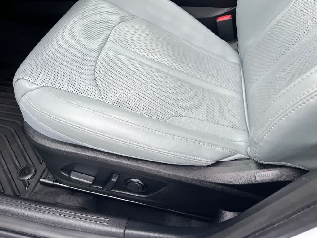 2022 Kia K5 EX
