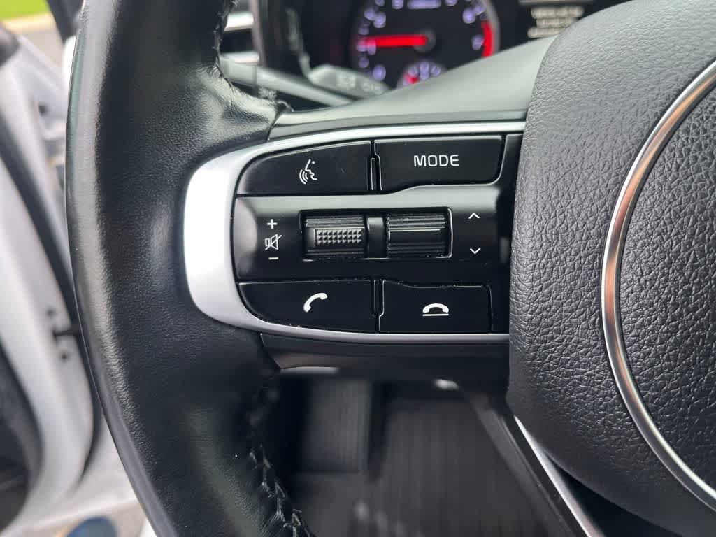 2022 Kia K5 EX