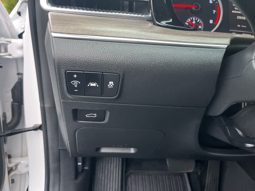 2022 Kia K5 EX