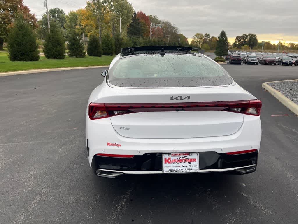 2022 Kia K5 EX