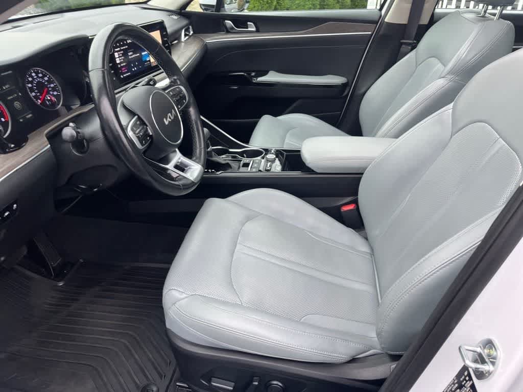 2022 Kia K5 EX
