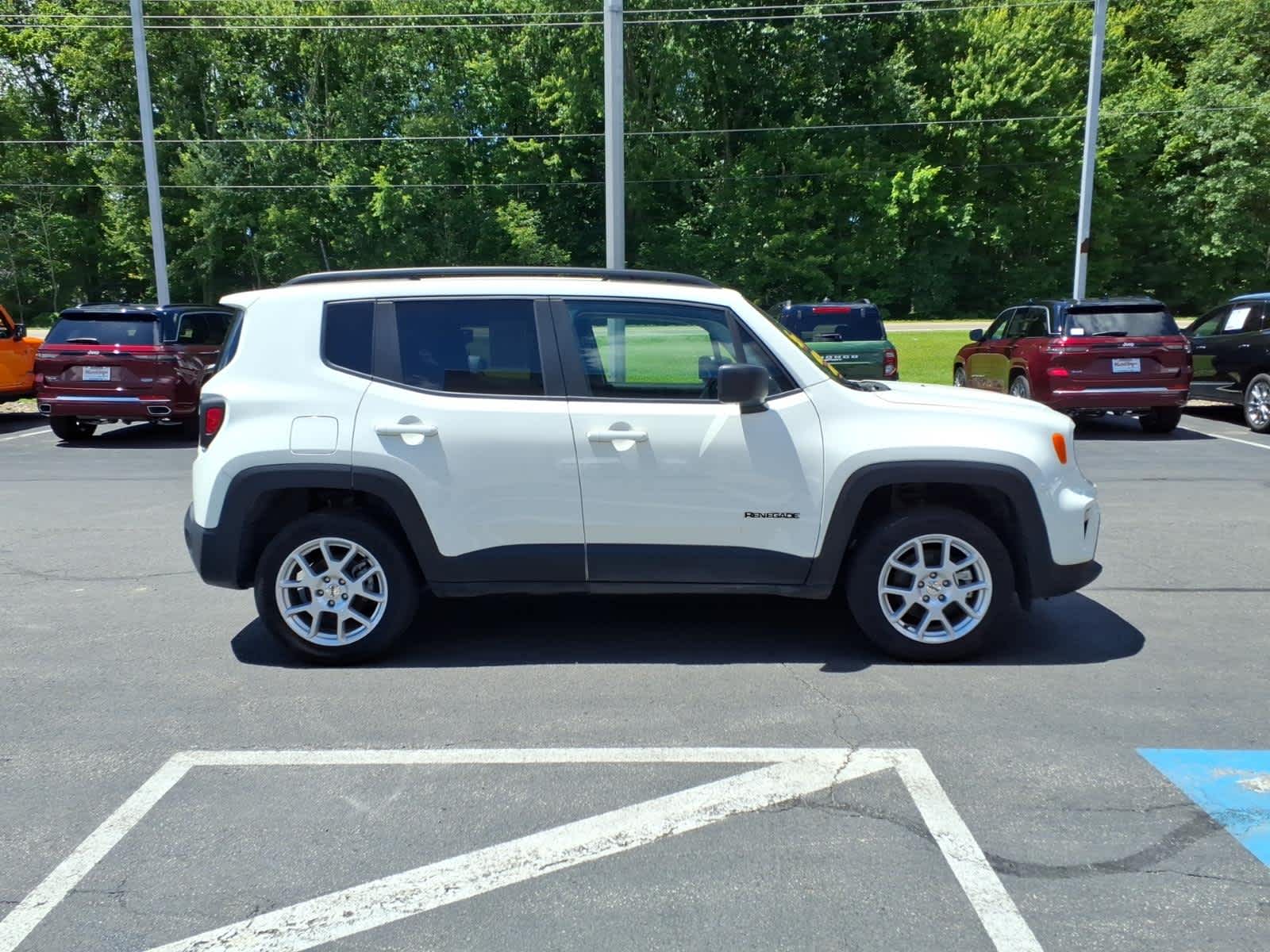 2023 Jeep Renegade Latitude