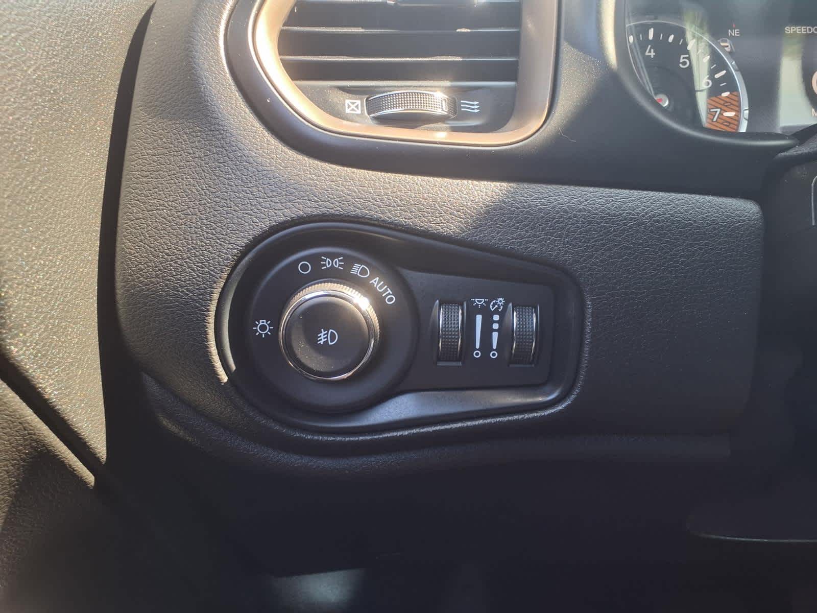 2023 Jeep Renegade Upland