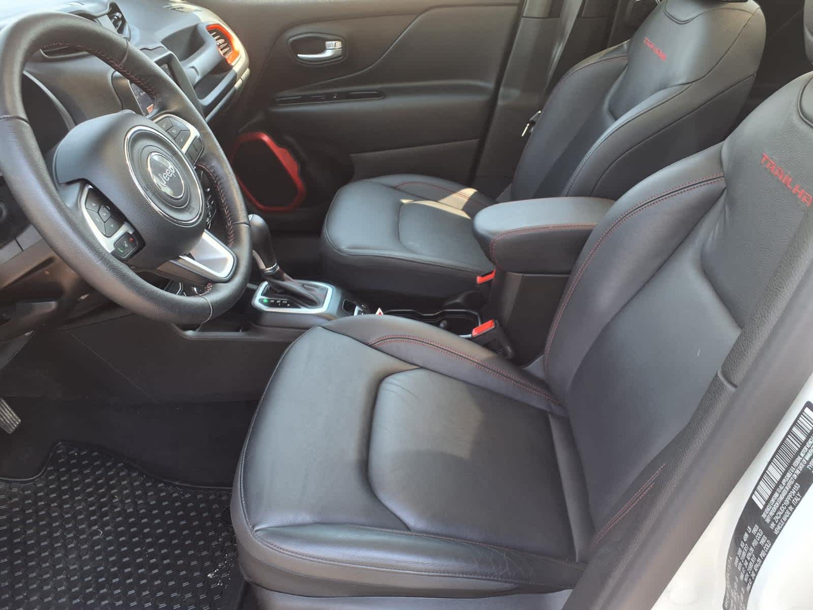 2023 Jeep Renegade Trailhawk