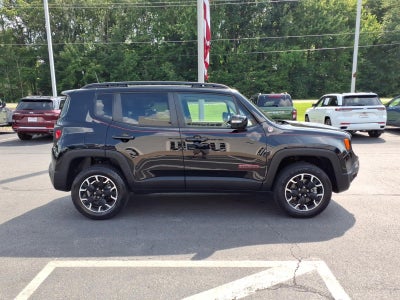 2023 Jeep Renegade Trailhawk