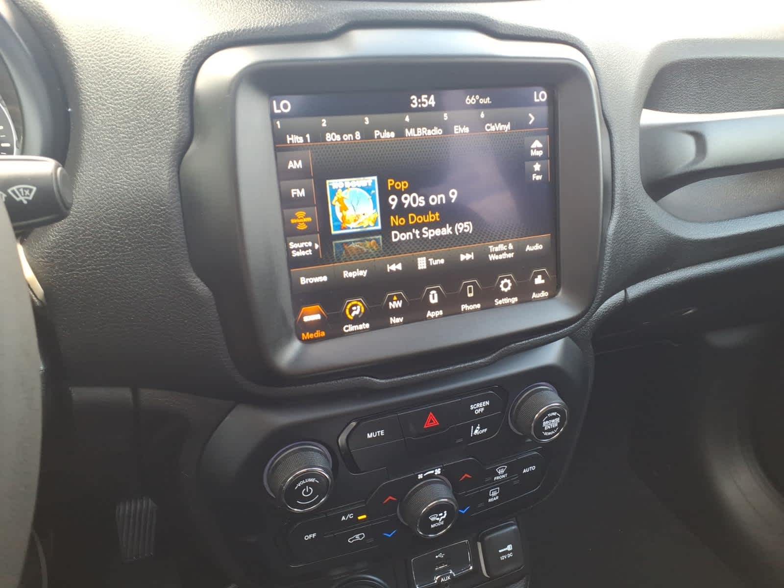 2023 Jeep Renegade Altitude
