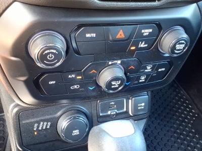2022 Jeep Renegade Altitude