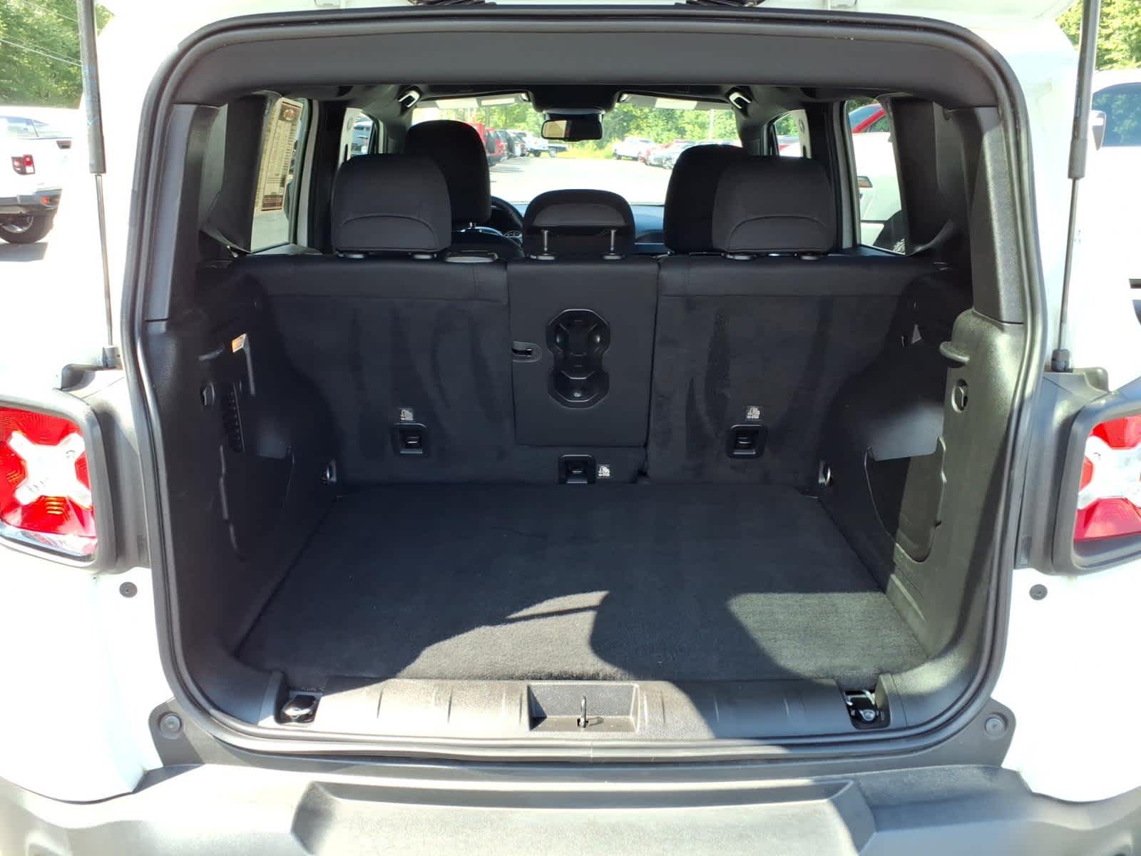 2022 Jeep Renegade Altitude