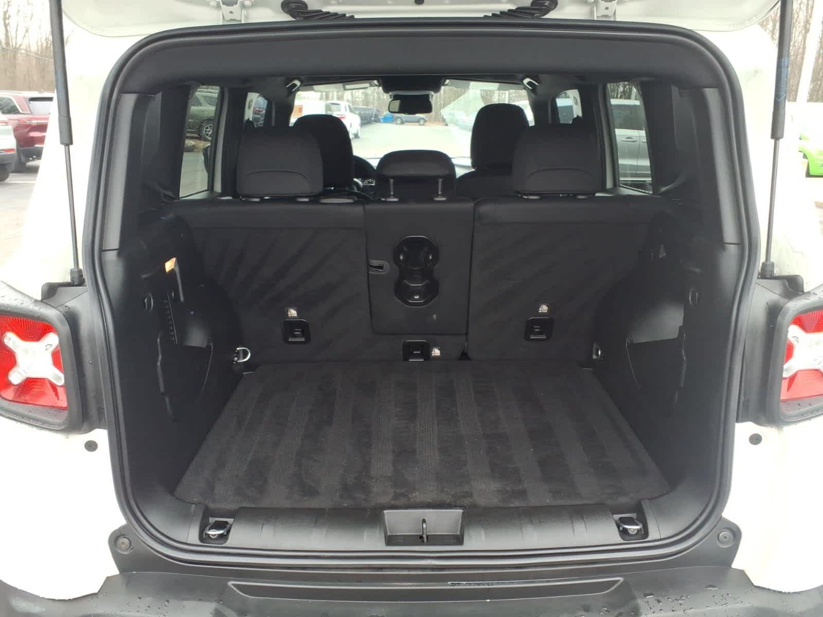 2022 Jeep Renegade Altitude