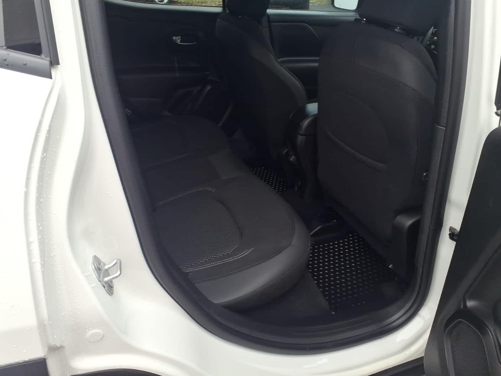 2022 Jeep Renegade Altitude