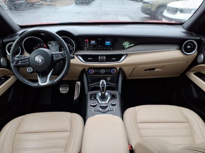 2023 Alfa Romeo Stelvio Lusso