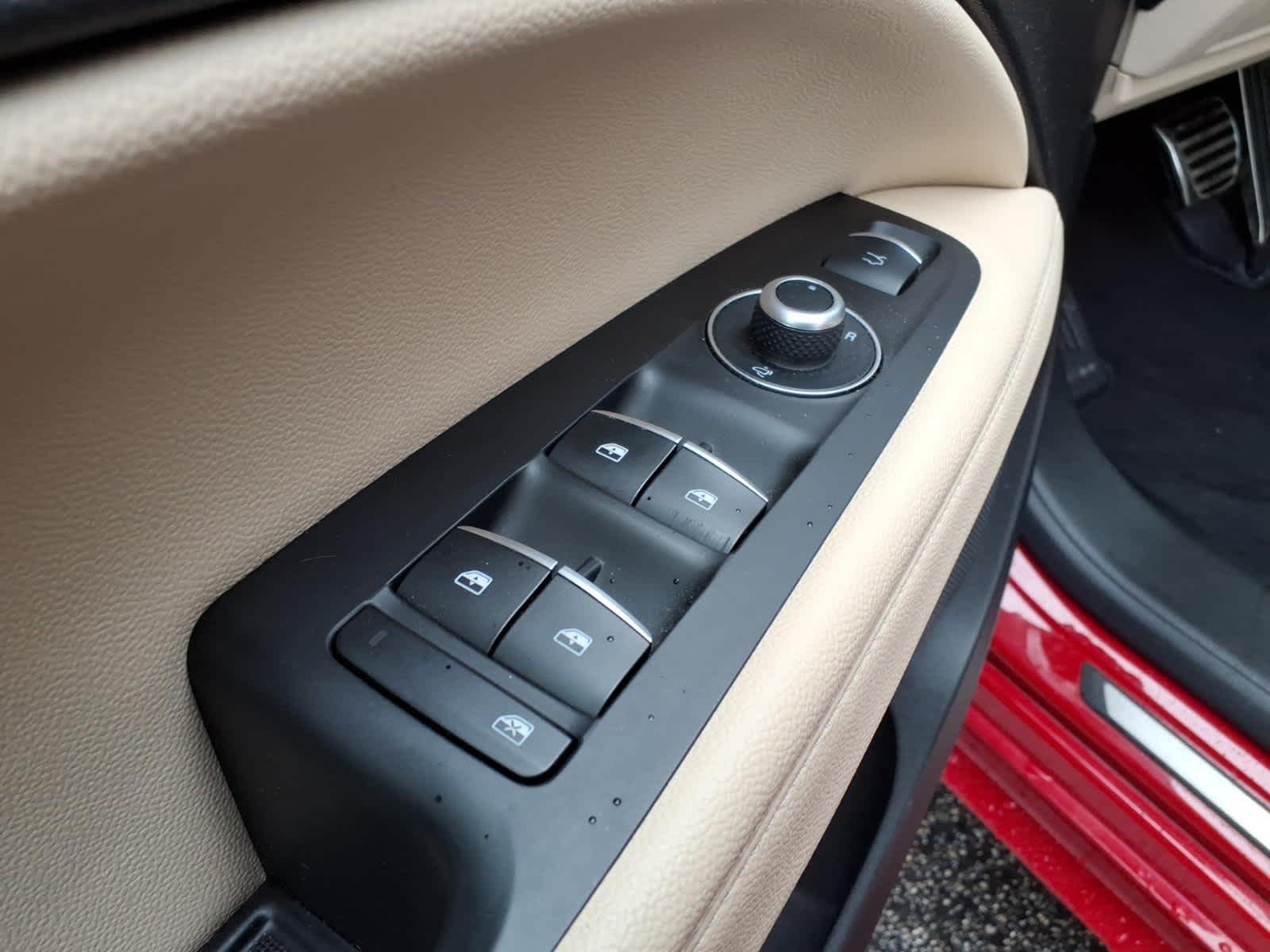 2023 Alfa Romeo Stelvio Lusso