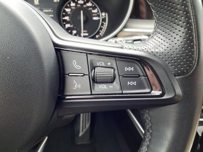 2023 Alfa Romeo Stelvio Lusso
