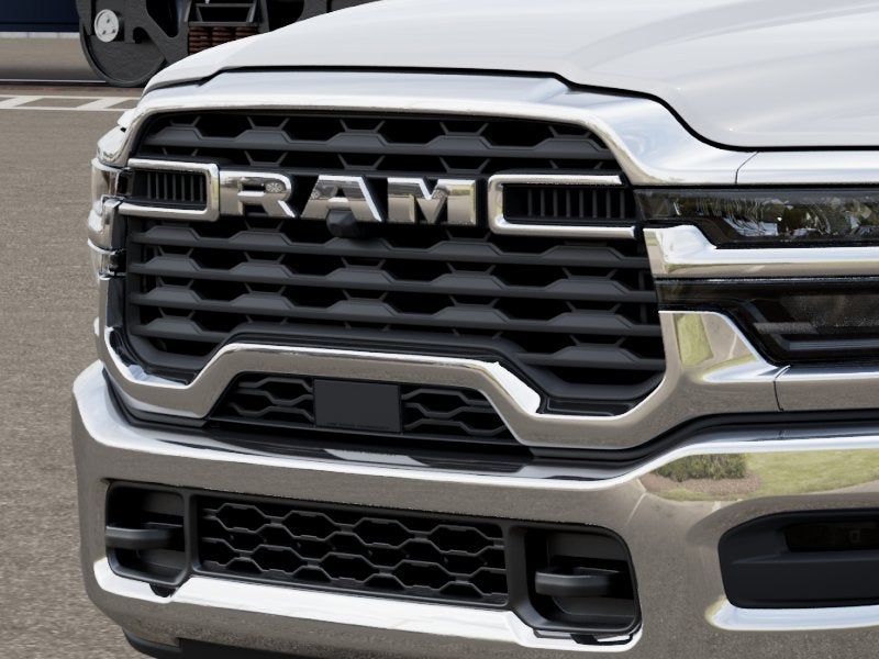 2027 RAM Ram 5500 Chassis Cab RAM 5500 TRADESMAN CHASSIS REGULAR CAB 4X4 84' CA