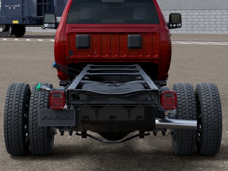 2026 RAM Ram 5500 Chassis Cab RAM 5500 TRADESMAN CHASSIS REGULAR CAB 4X4 120' CA