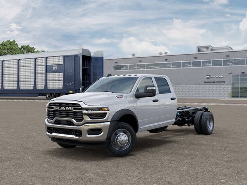 2026 RAM Ram 5500 Chassis Cab RAM 5500 TRADESMAN CHASSIS CREW CAB 4X4 84' CA