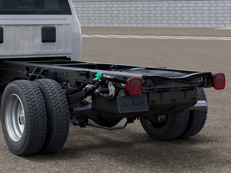 2026 RAM Ram 5500 Chassis Cab RAM 5500 TRADESMAN CHASSIS CREW CAB 4X4 84' CA
