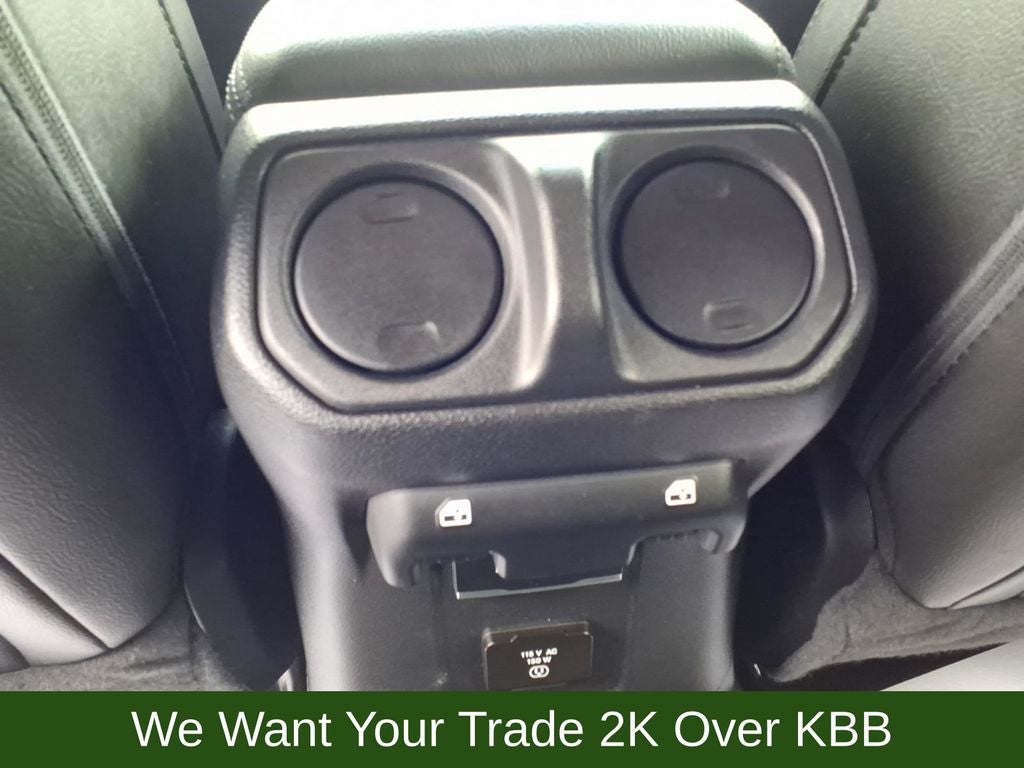 2022 Jeep Wrangler Unlimited Sahara Altitude