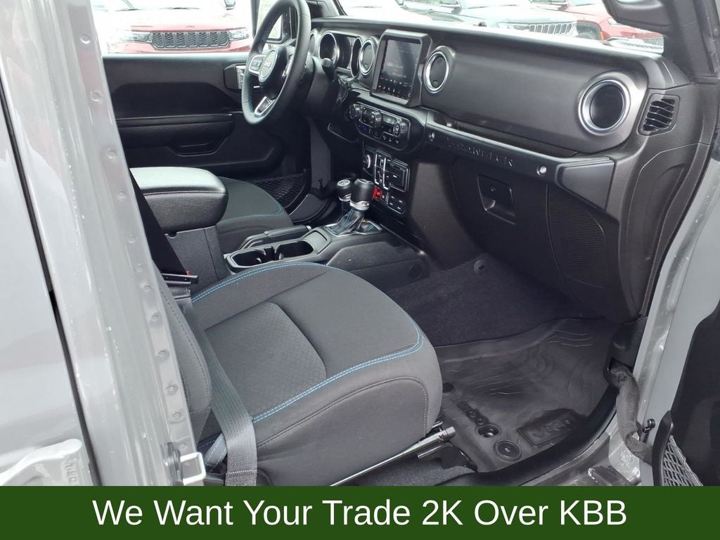 2023 Jeep Wrangler Base