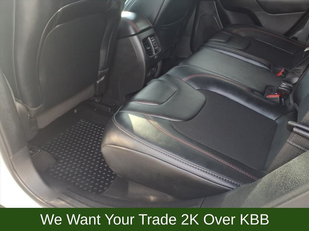 2022 Jeep Cherokee Trailhawk